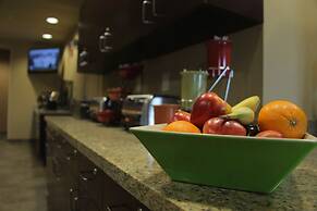 Little Missouri Inn & Suites