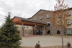 Little Missouri Inn & Suites