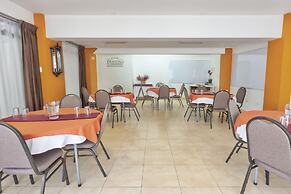 Hotel Residence Inn Suites Cristina