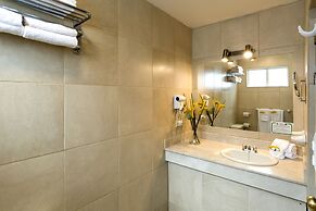 Hotel Residence Inn Suites Cristina