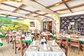 Hotel Residence Inn Suites Cristina