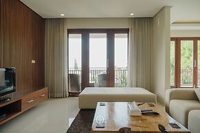 BreezeBlows City View 5BR with Pool + Familly Room