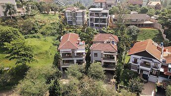 Ohara City View 5BR Villa with a Private Pool