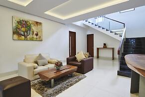 Ohara City View 5BR Villa with a Private Pool