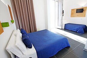 Oasis Park Hotel