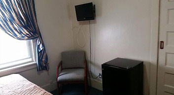 A Voyageur's Guest House