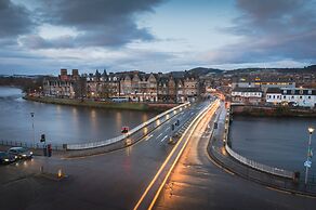 Highland Apartments By Mansley