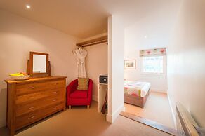 Highland Apartments By Mansley