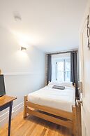 Auberge de la Paix - Hostel