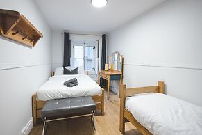 Auberge de la Paix - Hostel