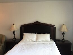 Duvernay Studios and Suites