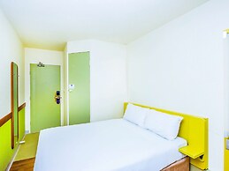 ibis budget Canberra
