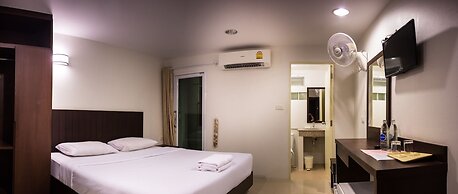 Sunshine Hostel Hua Hin