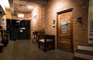 Sunshine Hostel Hua Hin