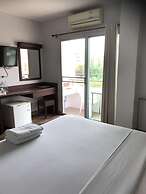 Sunshine Hostel Hua Hin