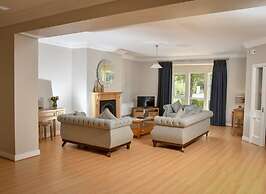Wolseley Holiday Lodges