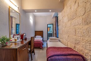 New Imperial Hotel