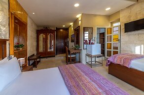 New Imperial Hotel