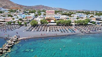 Nostos Beach