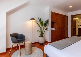 Cora 96 Street Apartments