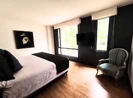 Cora 96 Street Apartments