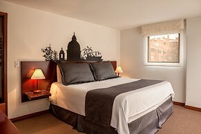 Cora 96 Street Apartments