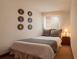 Cora 96 Street Apartments