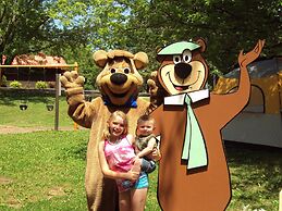 Yogi Bear's Jellystone Park Camp-Resort Wisconsin Dells