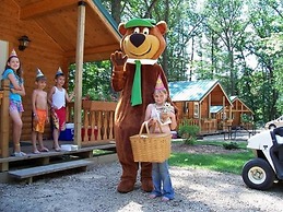 Yogi Bear's Jellystone Park Camp-Resort Wisconsin Dells