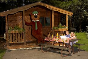 Yogi Bear's Jellystone Park Camp-Resort Wisconsin Dells