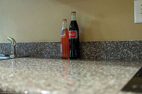 Texas Bungalows Hotel & Hotel Que at Lakeline Austin Cedar Park