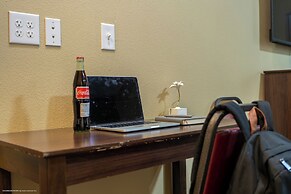 Texas Bungalows Hotel & Hotel Que at Lakeline Austin Cedar Park