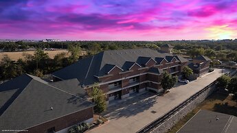 Texas Bungalows Hotel & Hotel Que at Lakeline Austin Cedar Park