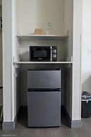 Texas Bungalows Hotel & Hotel Que at Lakeline Austin Cedar Park