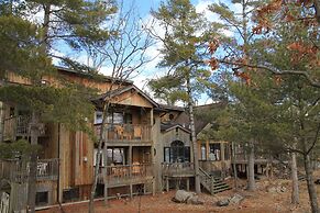 Westwind Inn on the Lake