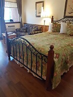 Westwind Inn on the Lake