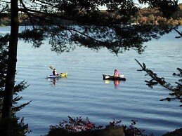 Westwind Inn on the Lake