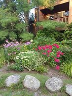 Westwind Inn on the Lake