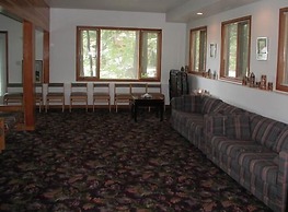 Westwind Inn on the Lake