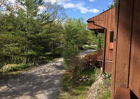 Westwind Inn on the Lake