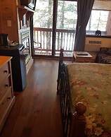 Westwind Inn on the Lake