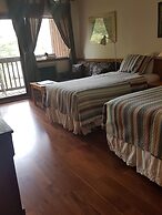 Westwind Inn on the Lake