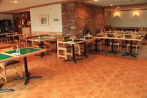 Westwind Inn on the Lake