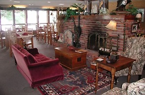 Westwind Inn on the Lake