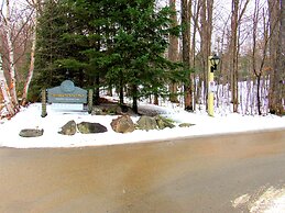 Tremblant les Eaux by Location ADP Tremblant