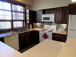 Tremblant les Eaux by Location ADP Tremblant