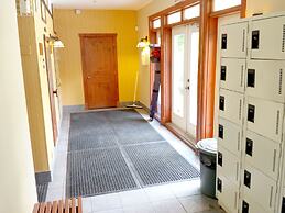 Tremblant les Eaux by Location ADP Tremblant