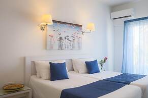 Mikes Kanarium Hotel