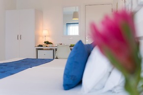 Mikes Kanarium Hotel