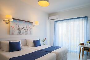 Mikes Kanarium Hotel